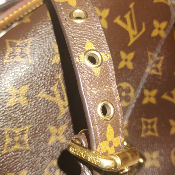 Louis Vuitton Pochette Metis - Picture 14 of 16